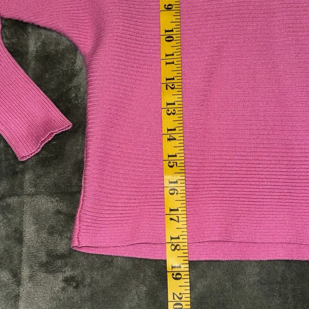 Pink Rose Cropped Sweater Women's XS Pink Long Sleeve Ribbed V-Neck Pullover